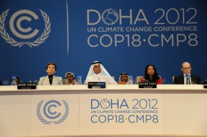 Podium auf der COP18 mit Chrstinaa Figueres